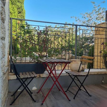 Garden Studio Apartment Elad Ngoại thất bức ảnh